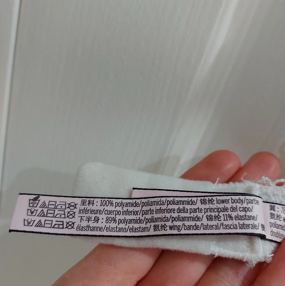 Victoria's Secret | Dream Angels Lined Demi Bra - Picture 7 of 12